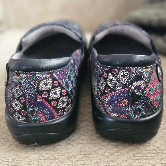 Woman's Alegria Keli "Persian Rug" Clogs sz 41 - Picture 3 of 4